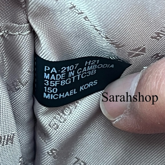 🌼Michael Kors set - Picture 10 of 16